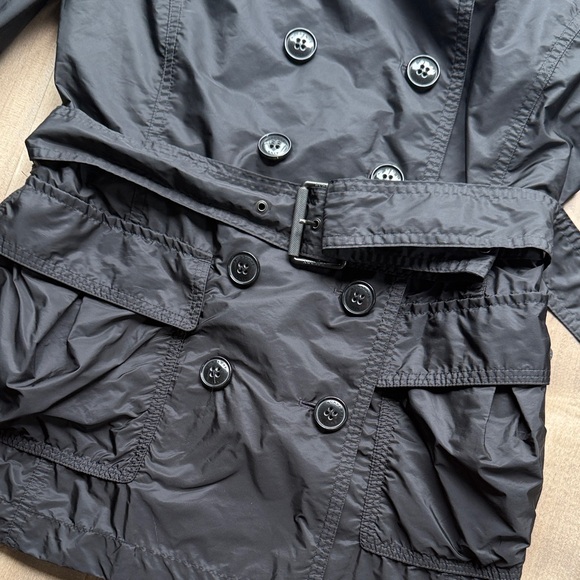 Burberry Women's Black Double-Breasted Trench Jacket - Size 12 - Picture 4 of 6